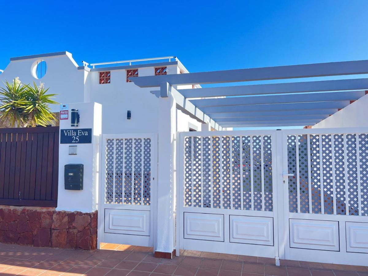 Villa Eva - New To The Market, Fully Refurbished Licensed Villa - Private Pool Caleta De Fuste Dış mekan fotoğraf