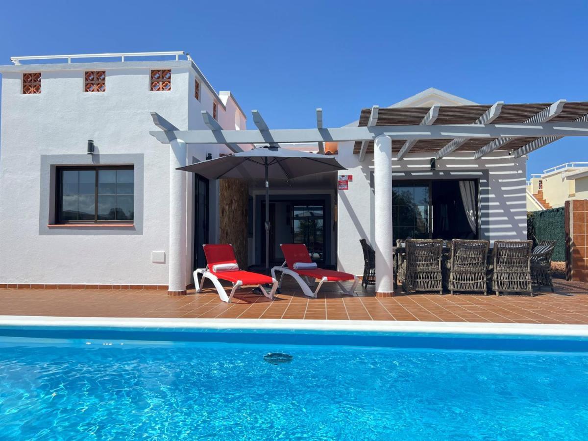 Villa Eva - New To The Market, Fully Refurbished Licensed Villa - Private Pool Caleta De Fuste Dış mekan fotoğraf
