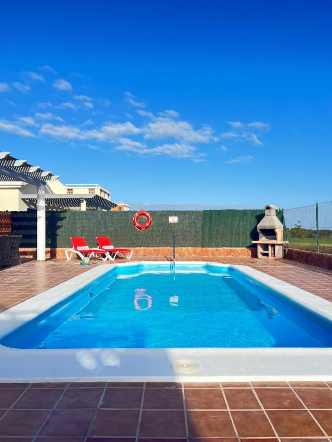 Villa Eva - New To The Market, Fully Refurbished Licensed Villa - Private Pool Caleta De Fuste Dış mekan fotoğraf